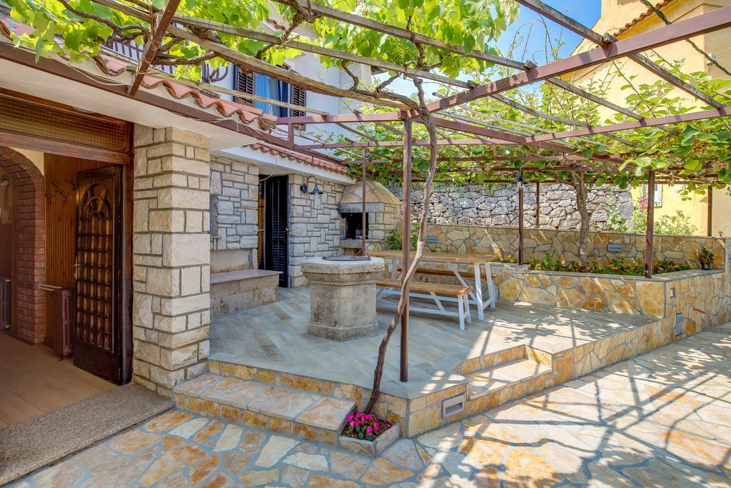 Вілла House Obrs Мощеницька Драга Екстер'єр фото